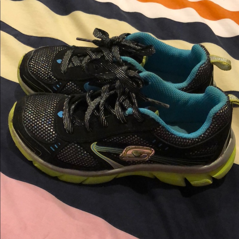 Skechers girls leather and nylon sneakers Sz 12